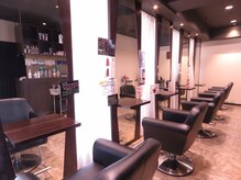 落ち着いた雰囲気のプライベートサロンです