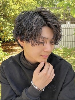 アクロ(ACRO)の写真/【中電前駅/徒歩4分】圧倒的な人気を誇るメンズ専門Stylistが待望のOPEN★最高峰の技術で創り上げるstyle◎