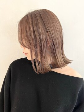 マスカリ(muscali) ミルクティーベージュメルティカラー/切りっぱなしボブ/表参道