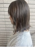 柔らかベージュ大人ロブヘア