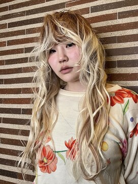 デイジー(Daisy) 天神/大名/ルーツカラー/デザインカラー