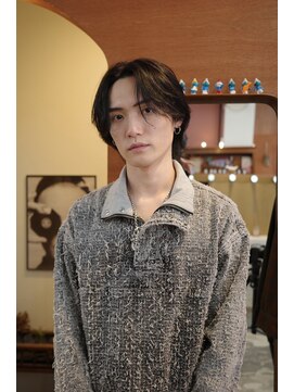 エディ(Edy) メンズセンターパートカルマヘア韓国ヘアニュアンスパーマ岡山