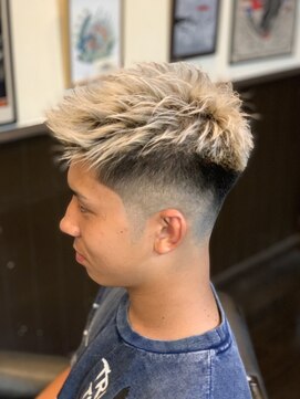 スレイ(SLAY) fade × colour