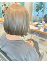 ヘアーエスクールエミュ(hair S. COEUR emu) 【くせ毛カット★まとまるワンレンボブ】