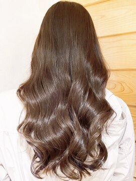 チョビー(Chobii) 表参道/小顔/コテ巻き風パーマ/韓国風パーマ/デジタルパーマ