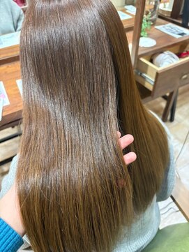 ピンキーウエスト 福島*ブリーチなしダブルカラー白髪ぼかし*小顔カット縮毛矯正