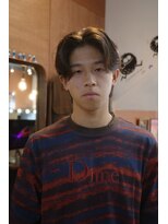 エディ(Edy)&nbsp;メンズセンターパートニュアンスパーマブラウンカラー眉毛カット