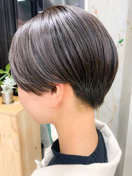 テトヘアー(teto hair) ハンサムショート 、前下がりショート、丸みショート