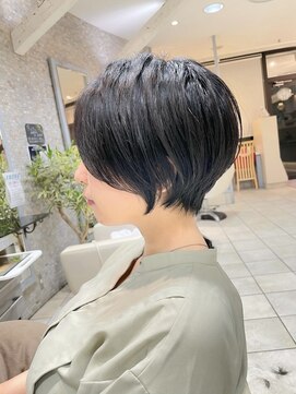エイト プラット 渋谷2号店(EIGHT plat) 大人ショートボブ　黒髪前下がりショート　20代30代40代