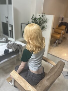 カリーナ(CARINA) 残留剥がし/ブロンドカラー