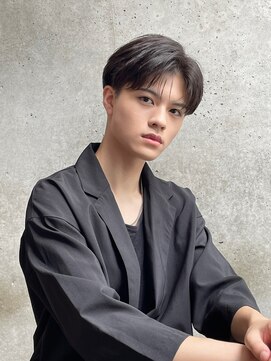 リップス 表参道店(LIPPS) ナチュラルセンターパート