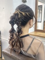 リッカ(RICCA)&nbsp;【ヘアアレンジ】タイトポニー編み込みアレンジ♪