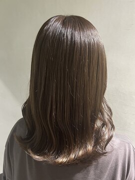 ベルバイリトル(belle by little) ベージュブラウンカラー