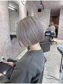 ミニボブ×ハイトーンカラー