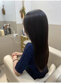 「清楚な透明感を感じるナチュラルストレートロング」