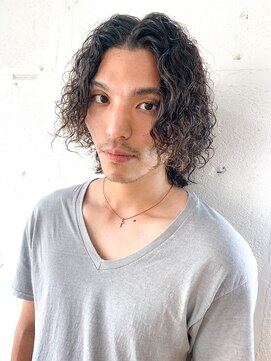 ヘアーワークス ヘルム 渋谷店(HAIR WORKS HELM) 【HELM渋谷】メンズミディアムパーマスタイル