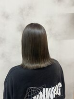 エルフレームバイワンラヴェスト(L'FLAME by one Lovest)&nbsp;赤みの抑えさ透明感オリーブカラーと切りっぱなしボブ/長野駅前