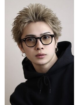 アストラ(ASTRA) MEN’S HAIR/波巻きツイストスパイラル/リバースセンターパート