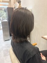 ロミバイリー(Romi by Lyee) 透明感カラーとレイヤーミディアム 長めレイヤーボブ