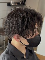 クレヨン ケース(Crayon case)&nbsp;メンズ 前髪長め無造作ふんわり波巻きパーマシースルーマッシュ