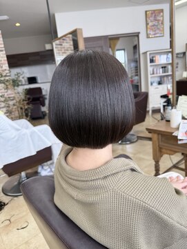トップスタイル リッチ 扱いやすさ抜群のまとまりワンレンボブ