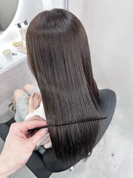 アレンヘアー 梅田店(ALLEN hair) うねり、広がる髪に酸性ストレート
