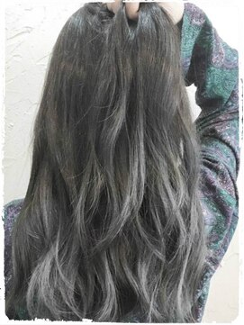 フロール 上大岡(Flor) 【Flor 上大岡】*+外国人風バレイヤージュ+アッシュグレージュ+*