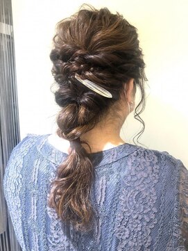 リスタバイネオリーブ 浅草(Re:sta by neolive) 編み込みアレンジ　Re:sta by neolive