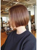 小顔ボブ（アースカラー）フェミニン