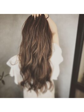 ヘアーサロン ウノ 新百合ヶ丘(hair salon UNO) ツヤカラー/ウェーブ巻き/ベージュピンク/ウェーブ巻き