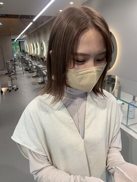 ロロネー(Lolonois) ｍｉｌｋtea　beige