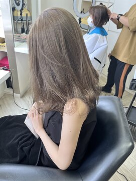 ヨーロ(yolo) ミルクティーベージュ