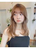顔まわりにレイヤーのロング!ちゃんと小顔になるカット