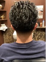 プラウド(PROUD) オールバック　ショートパーマ　フェード　田町　理容室　顔剃り