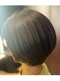艶ツヤショート