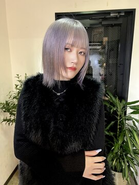 イコ(.ico) ラベンダーカラー　20代30代　ウルフカットレイヤーカット