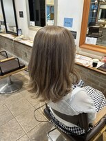 ネオリーブカップ 町田店(Neolive capu)&nbsp;ダブルカラー　ベージュ　Neolive capu町田店