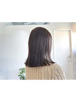 トレンドを取り入れながら骨格、髪質、雰囲気を見極め、”あなただけの似合わせstyle”をご提案[表参道]