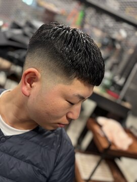 スリーセント 栄(3/cent) クロップスタイル