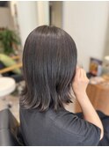 外ハネスタイル
