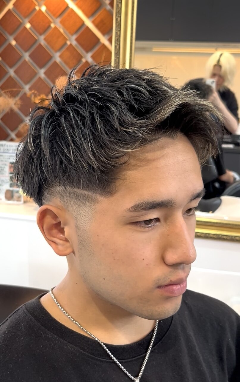 【鈴木虹摩　１日1名男性限定】メンズカット+美眉カット　\5500→4450