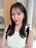 アフロート ディル(AFLOAT D'L)&nbsp;2wayバングでイメチェン！顔まわりレイヤーくびれヘアが人気◎