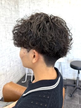 ユーエヌ(Un)の写真/ON/OFFキマる爽やかモテスタイルをご提案！自宅でもセットしやすい再現性の高いトレンドスタイルで好感度UP