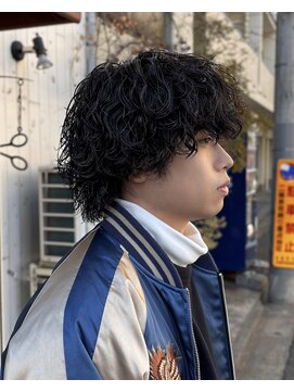 オムファミーユラグ(homme, famille raugh) 波巻きスパイラルウルフ