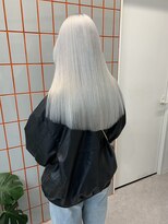 ペレ 原宿(PELE)&nbsp;ダブルカラー/ケアブリーチ/羽エクステ/原宿