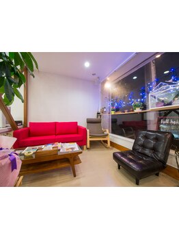 《ゲスト1人ひとりを大切にしたい》という想いがつまっているサロン♪親身なカウンセリングで悩みも解消◎