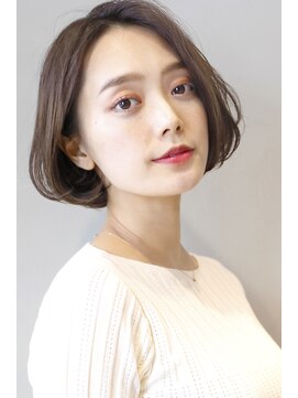 ラミ(L'ami) グレージュ × 毛束感 』ミニボブ ☆センターパート