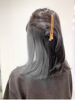 アッシュ 二子玉川店(Ash)&nbsp;インナーカラー×ミディアム×グレー