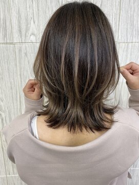 スヴァーゴ ヘアー svago hair くびれミディアム