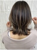くびれミディアム